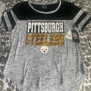 NWT Pittsburgh Steelers scoop neck T-shirt Sz XL